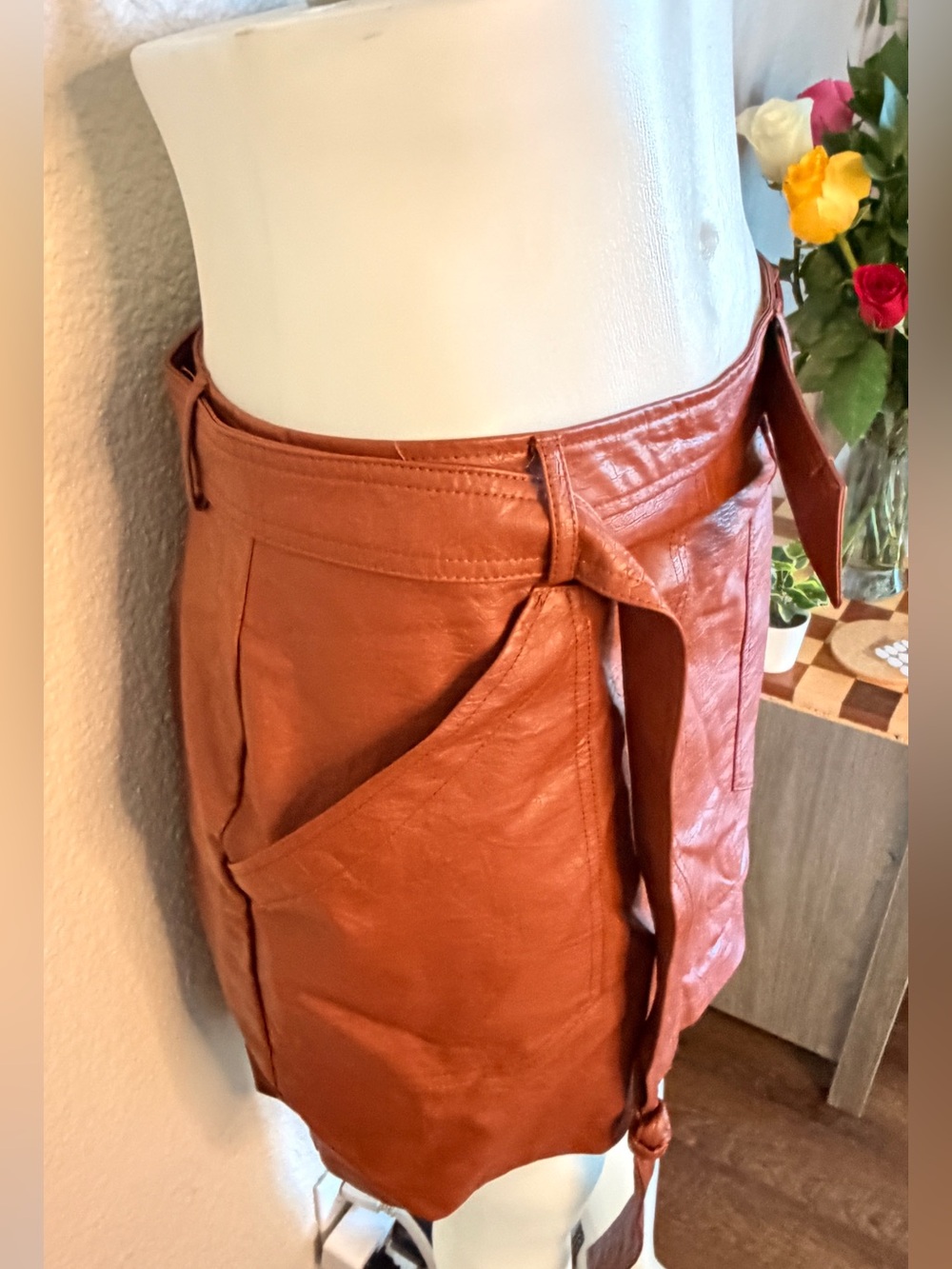 Women’s Festival Edgy Brown Faux Leather Mini Skirt with Pockets Large